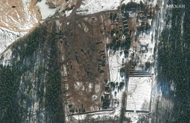 This image shows what Maxar says are heavy equipment transporters in western Klintsy, Russia. Photo: 22 February 2022