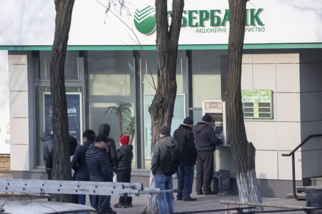 Queue at ATMs in Kramatorsk city in the Donbas region on 24 February 2022