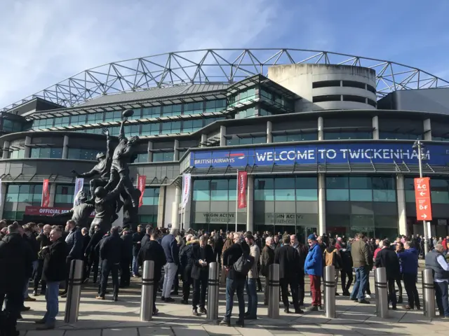 Twickenham crowd