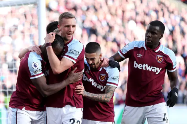 Thomas Soucek scores for West Ham