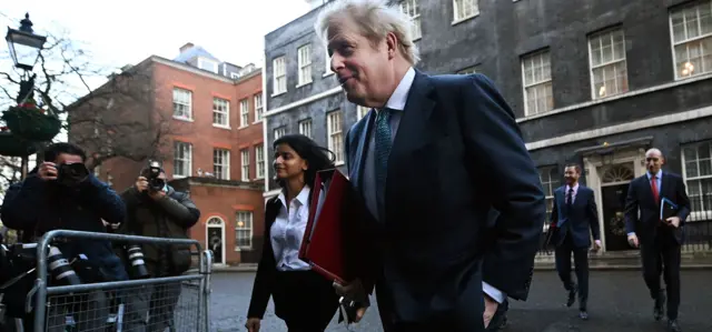 Former aide Munira Mirza and the PM Boris Johnson in Downing Street