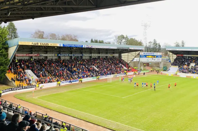 Dundee United supporters