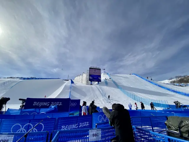 Halfpipe and slopestyle courses