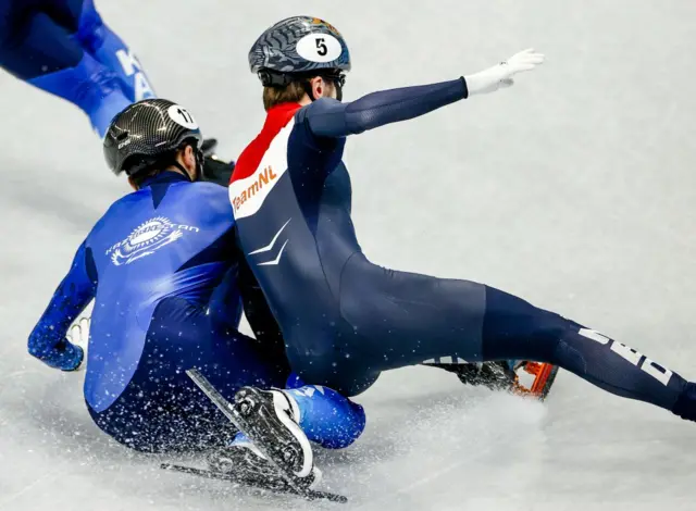 A collision in the men's speed skating