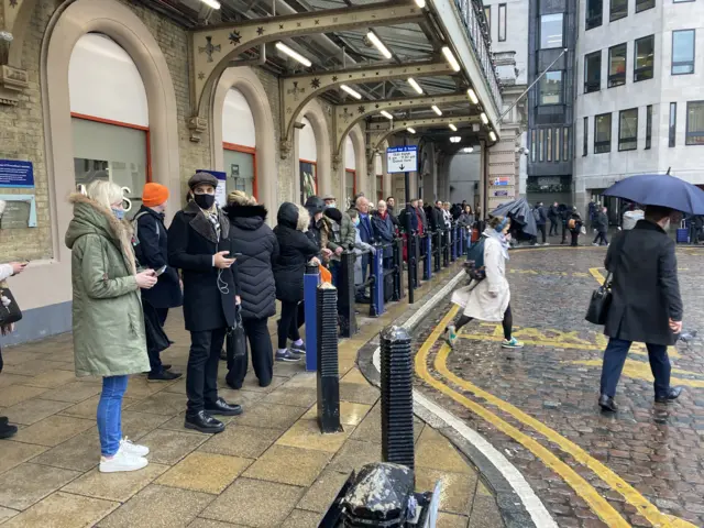 Charing cross taxi queue