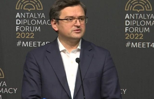 Dmytro Kuleba speaking at a press conference