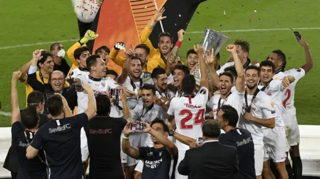 Sevilla celebrate Europa League win in 2020