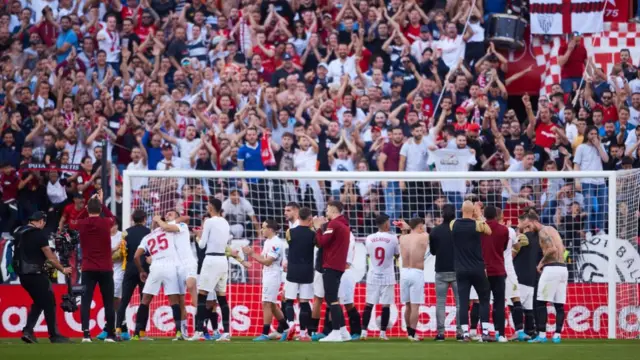 Sevilla celebrate