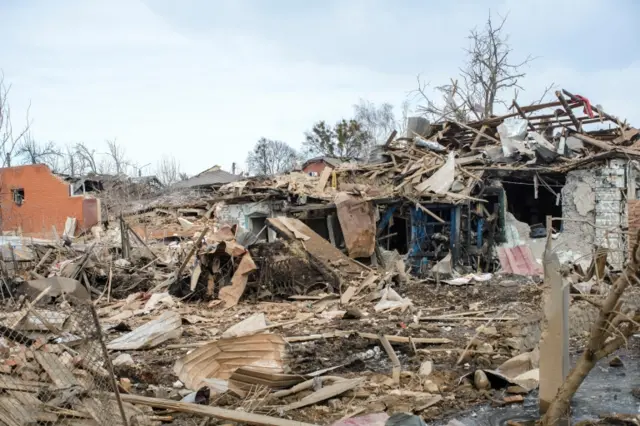 Destroyed houses in Sumy, north-eastern Ukraine. Photo: 8 March 2022