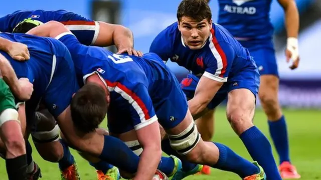 Antoine Dupont playing for France