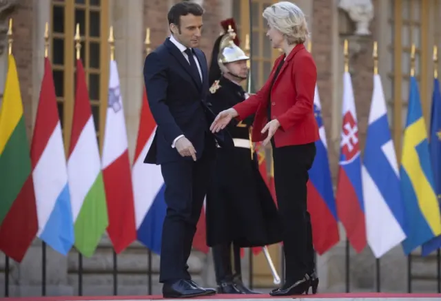 Emmanuel Macron and Ursula von der Leyen in Versailles