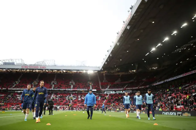 Tottenham, Manchester United, warm-up