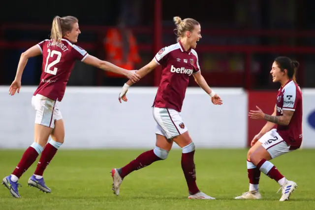 West Ham women celebrate