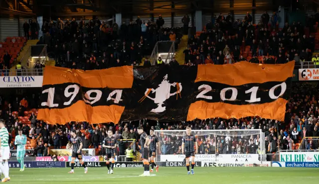 Dundee United fans pre-match