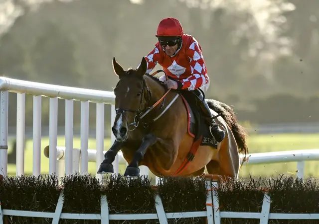 Davy Russell on Top Bandit