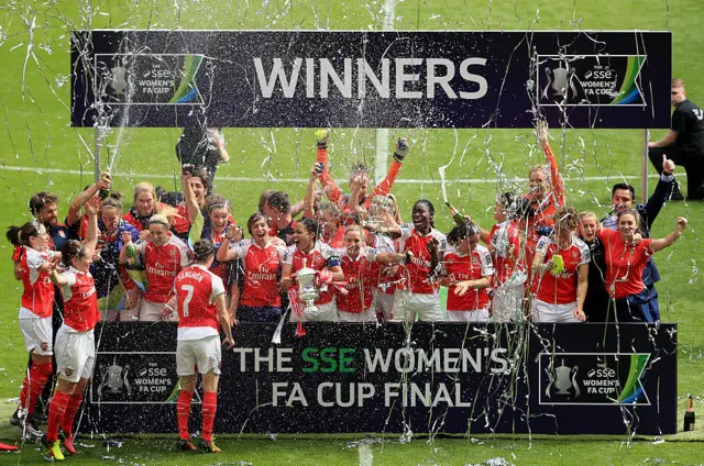 Arsenal win the 2016 Women's FA Cup.