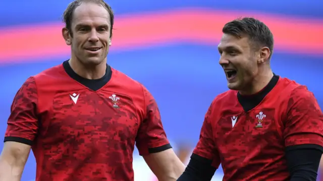 Alun Wyn Jones (left) with Dan Biggar