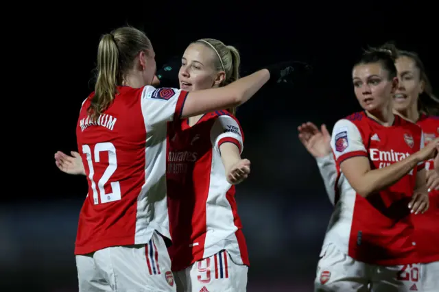 Arsenal's Beth Mead celebrates.