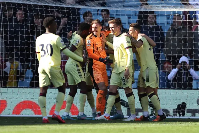 Arsenal players celebrate