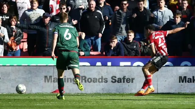 Morgan Gibbs-White scores