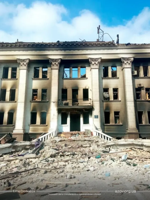 Rubble and debris outside the ruins / remains of the Mariupol Theatre in the aftermath of a bombing attack