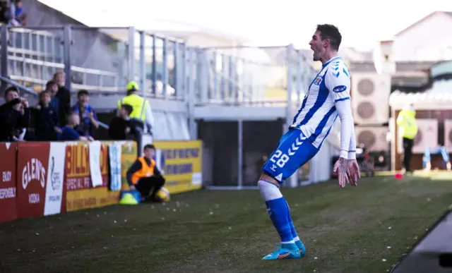 Kyle Lafferty celebrates his second strike this afternoon