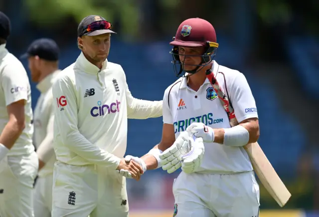 Joe Root and Joshua da Silva