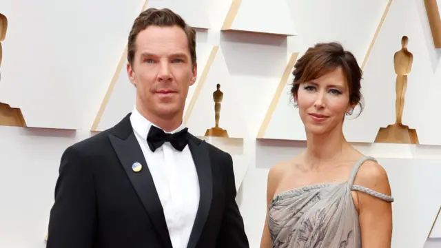 Benedict Cumberbatch and wife Sophie Hunter pose on the red carpet