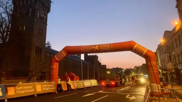 Cardiff Half Marathon start day