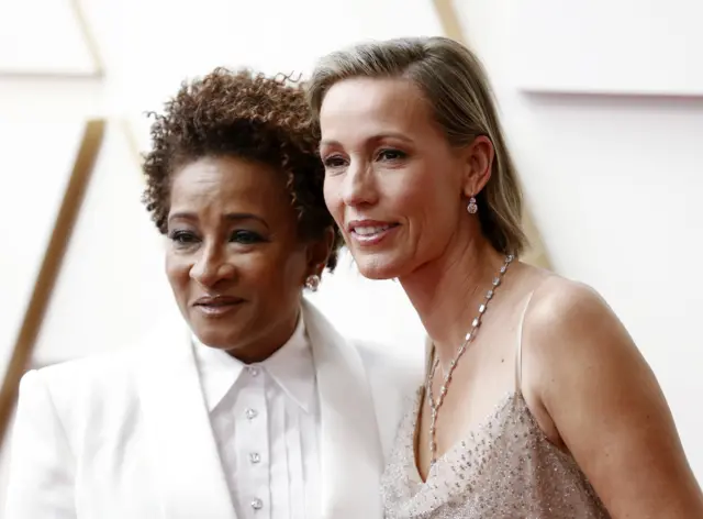 US actress and comedian Wanda Sykes (left) rocked up with her wife Alex Sykes