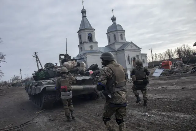 Ukrainian troops near Kyiv