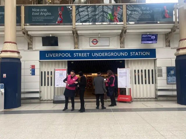 Liverpool St station