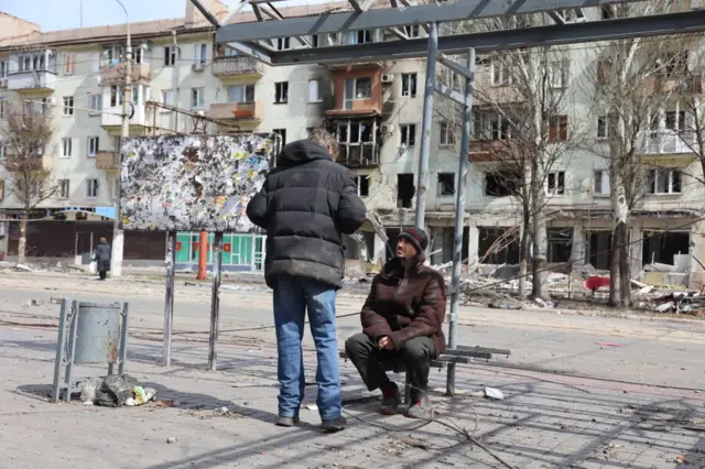 Civilians in Mariupol