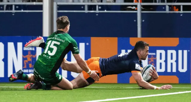 Emiliano Boffelli scores Edinburgh's first try of the game