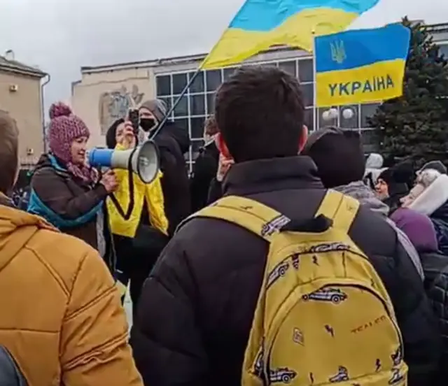 Screengrab purportedly showing Ukrainian protesters in Melitopol on 4 March 2022