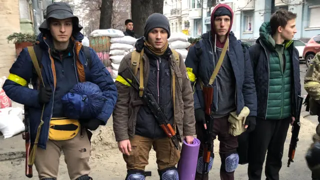 Ukrainian volunteers training for war