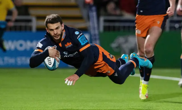 Ramiro Moyano scores another Edinburgh try