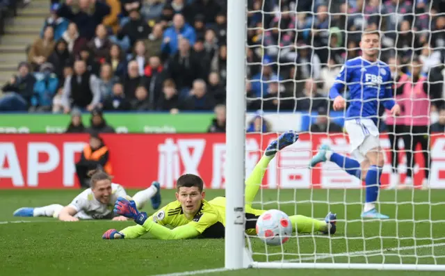 Harvey Barnes goal, Leicester, Leeds