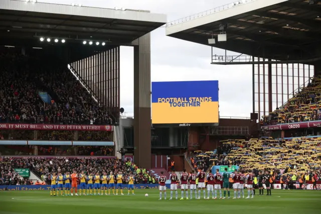 Aston villa, Southampton, Ukraine, Villa Park