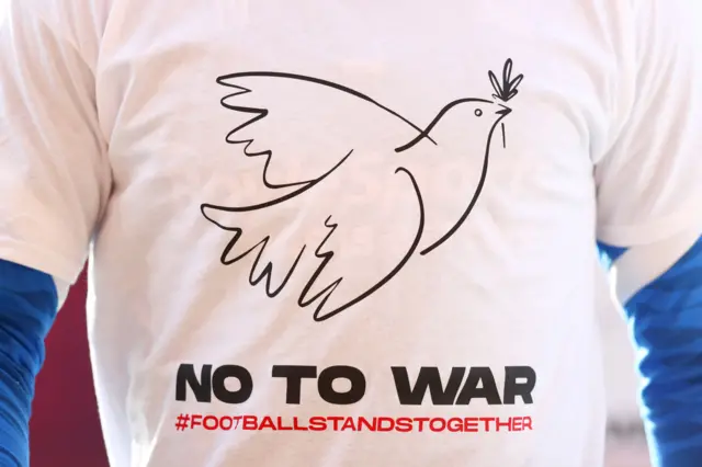 No To War t-shirt