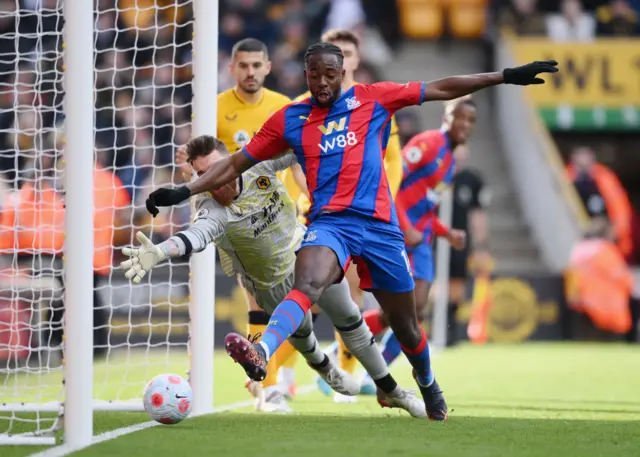 Jean-Philippe Mateta, Crystal Palace, Wolverhampton Wanderers