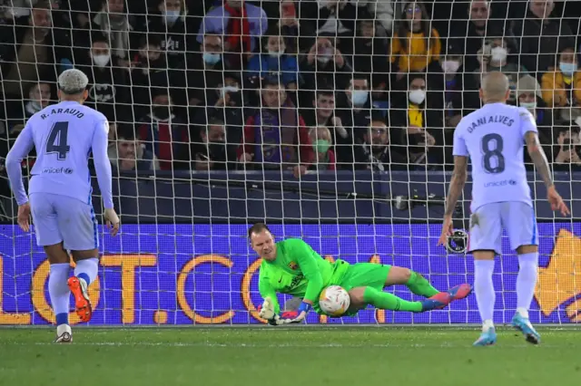 Ter Stegen saves a penalty