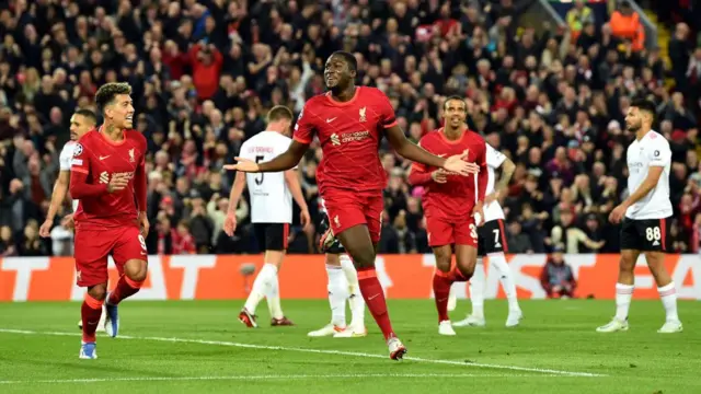 Ibrahima Konate celebrates