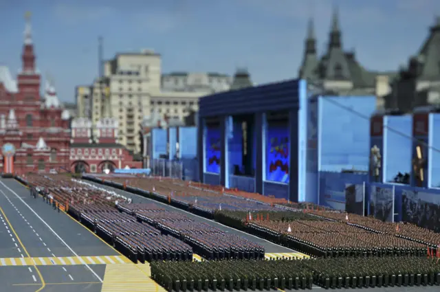 Russian servicemen march during the Victory Day parade at Red Square in Moscow, May 9 2015