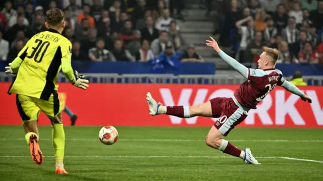 Lyon 0-0 West Ham (Agg: 1-1)