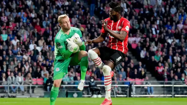 PSV 1-2 Leicester (Agg: 1-2)