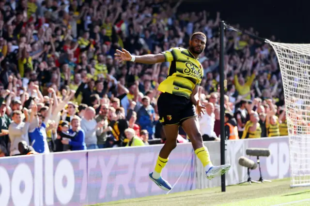 Emmanuel Dennis scores for Watford