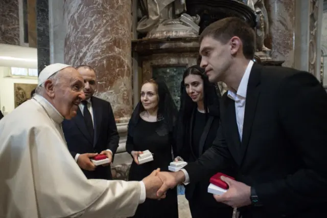 Ivan Fedorov and three other Ukrainian lawmakers with Pope Francis