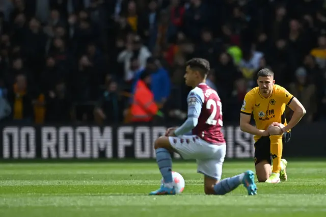 Philippe Coutinho, Aston Villa, Wolverhampton Wanderers