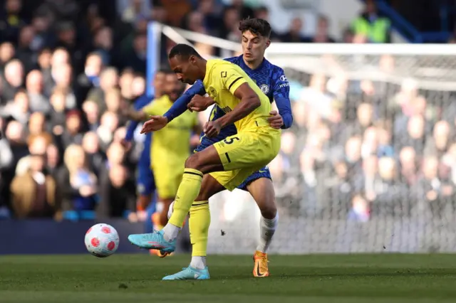 Ethan Pinnock, Kai Havertz, Chelsea, Brentford